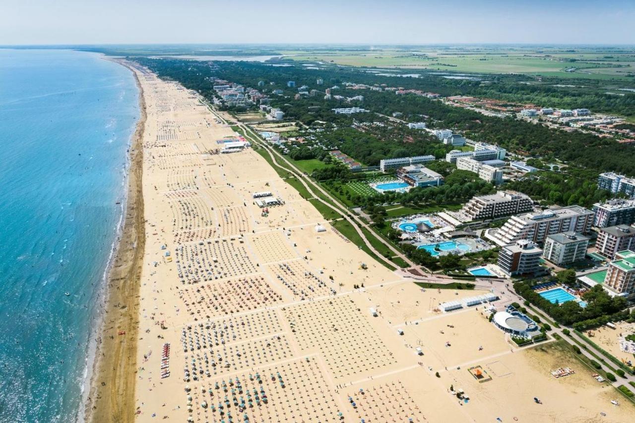 Sirio Via Pesci 6,8,14 * Bibione